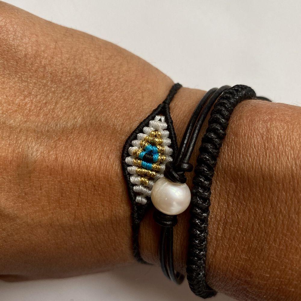 Freshwater Baroque Pearl Black Bracelet from OIYA - SHOPELEOS