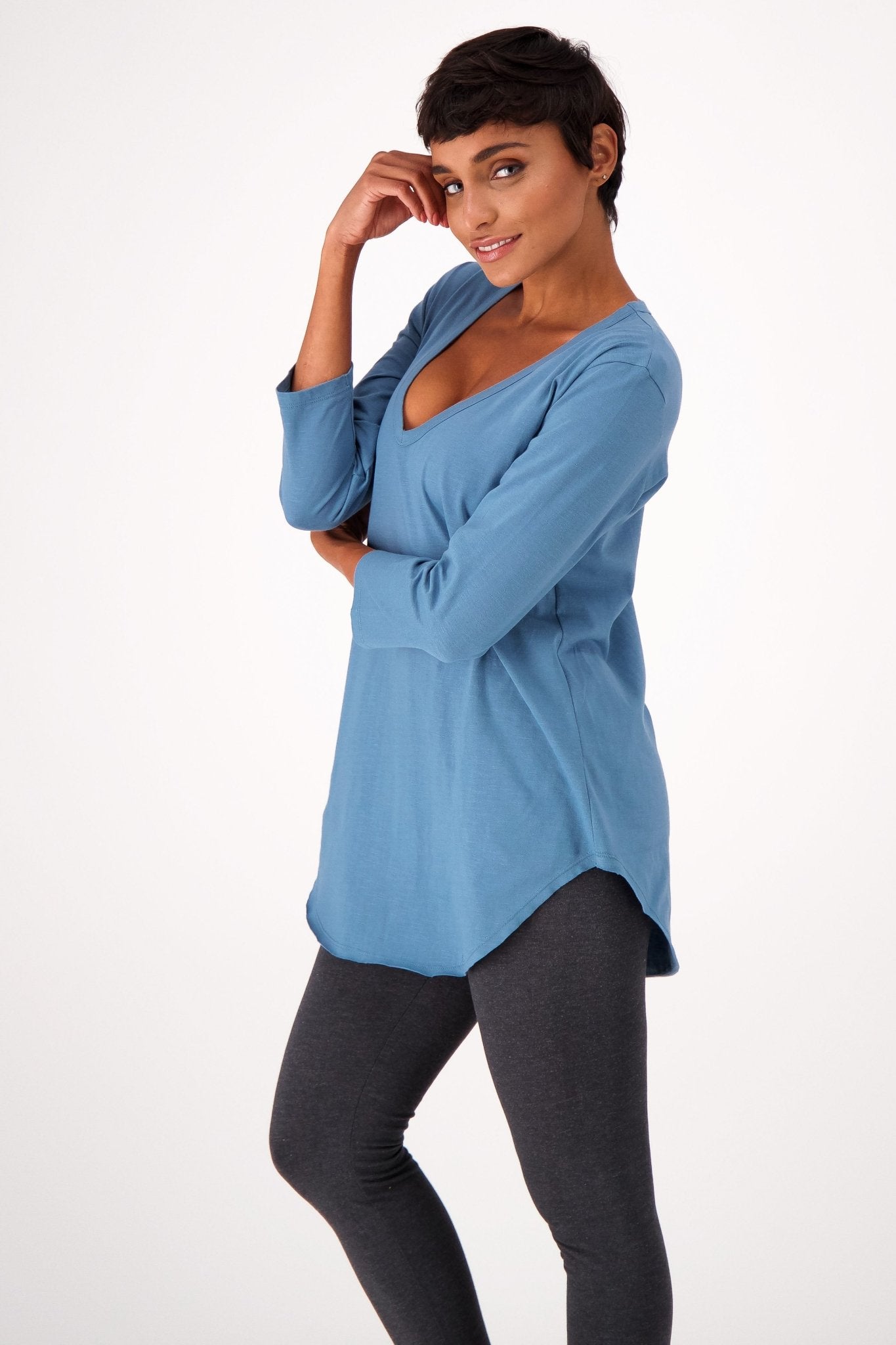 The Relaxed ¾ Sleeve V-neck T-shirtcategory_Womens Clothing from The Good Tee - SHOPELEOS
