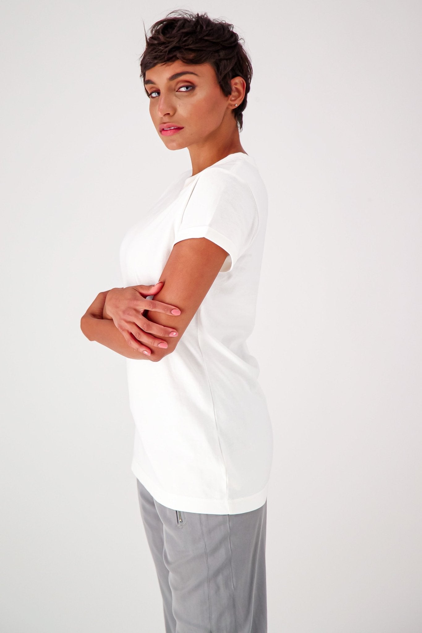The Slim Fit Short Sleeve Organic Crewneckcategory_Womens Clothing from The Good Tee - SHOPELEOS