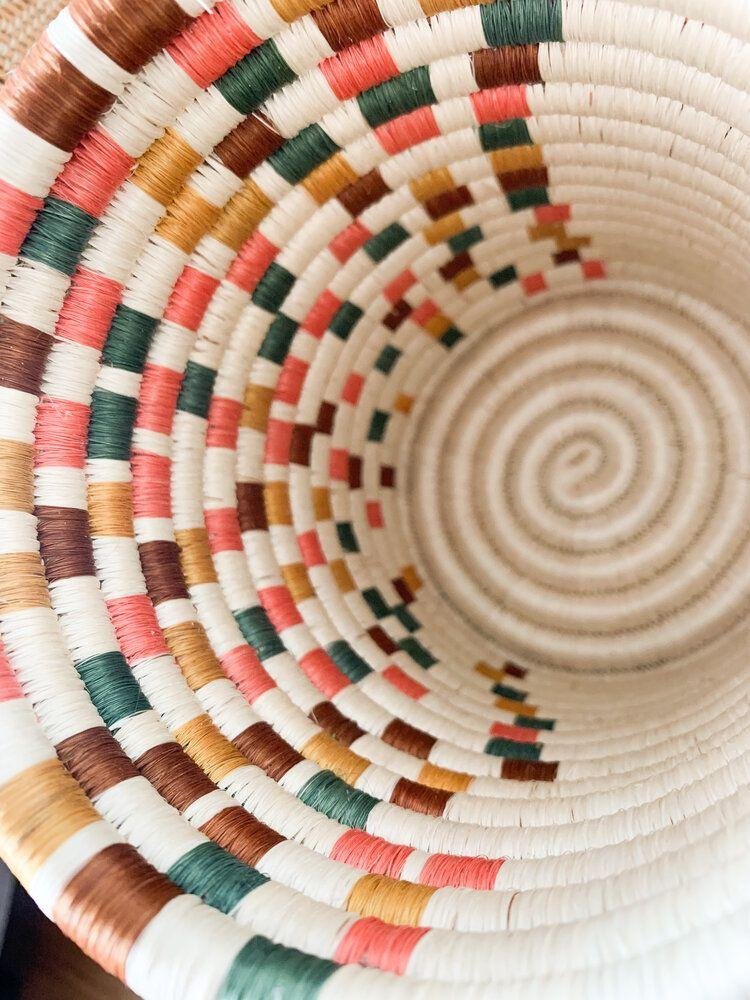 Guacamaya tall fique woven basketcategory_Decor from Zuahaza - SHOPELEOS